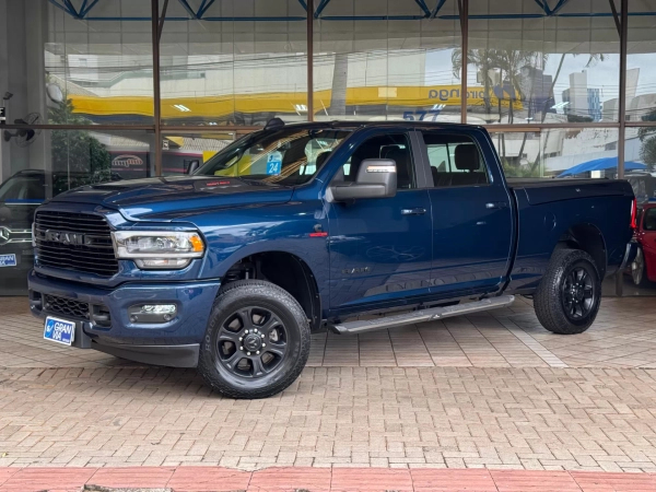 RAM 2500 6.7 I6 TURBO DIESEL LARAMIE NIGHT EDITION CD 4X4 AUTOMÁTICO 2023/2024 15.574 km 429.000,00